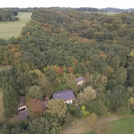 Haus Im Hanfbachtal Apartmán *